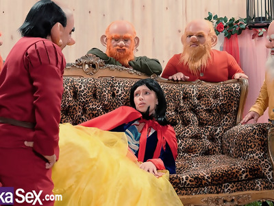 lost Snow White gets