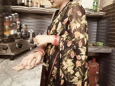 romantic Tanya Bhabhi's
